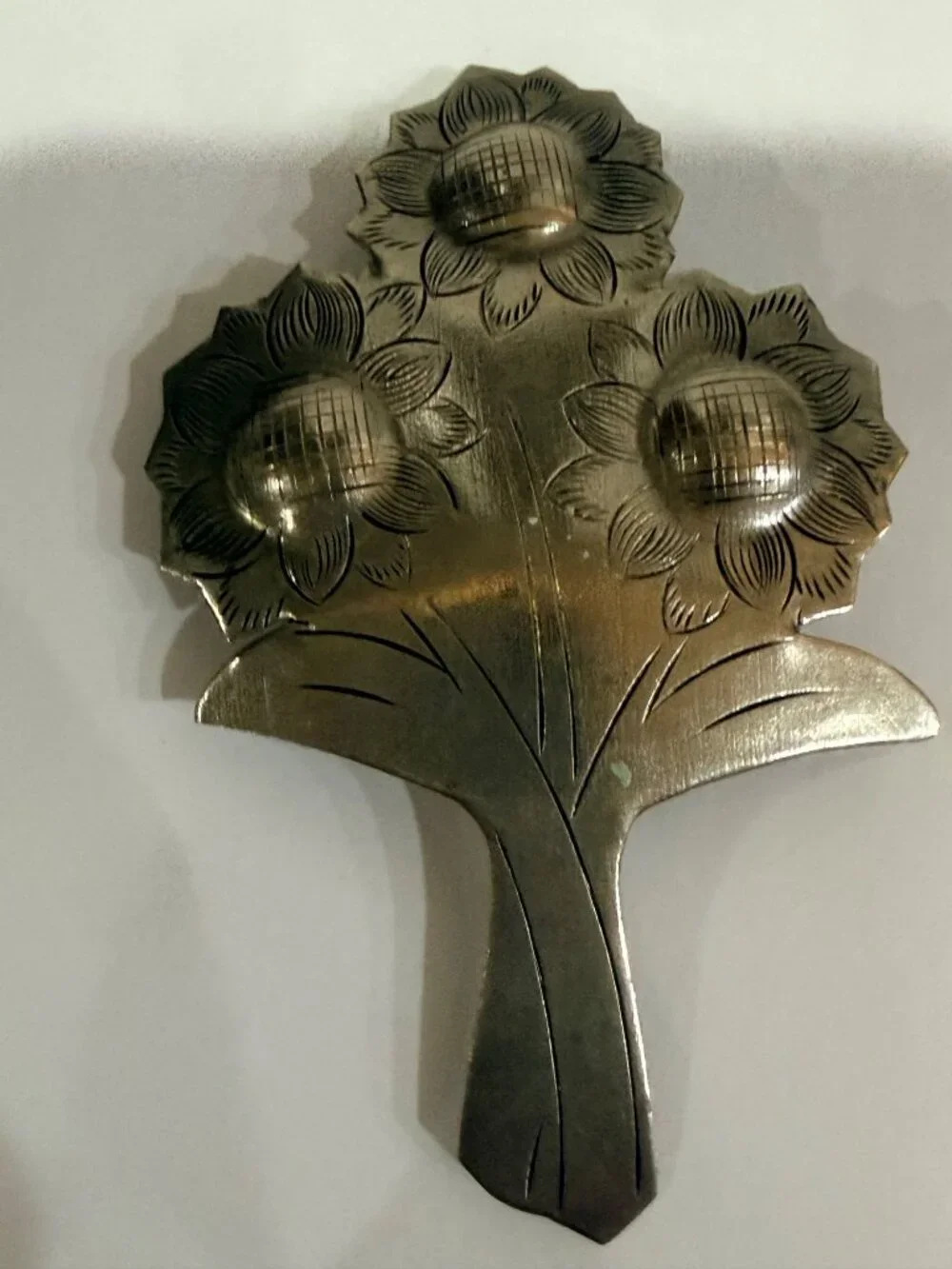 vintage 1950’s silvertone brooch three-sunflower bouquet design